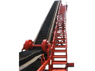 波狀擋邊大傾角皮帶輸送機